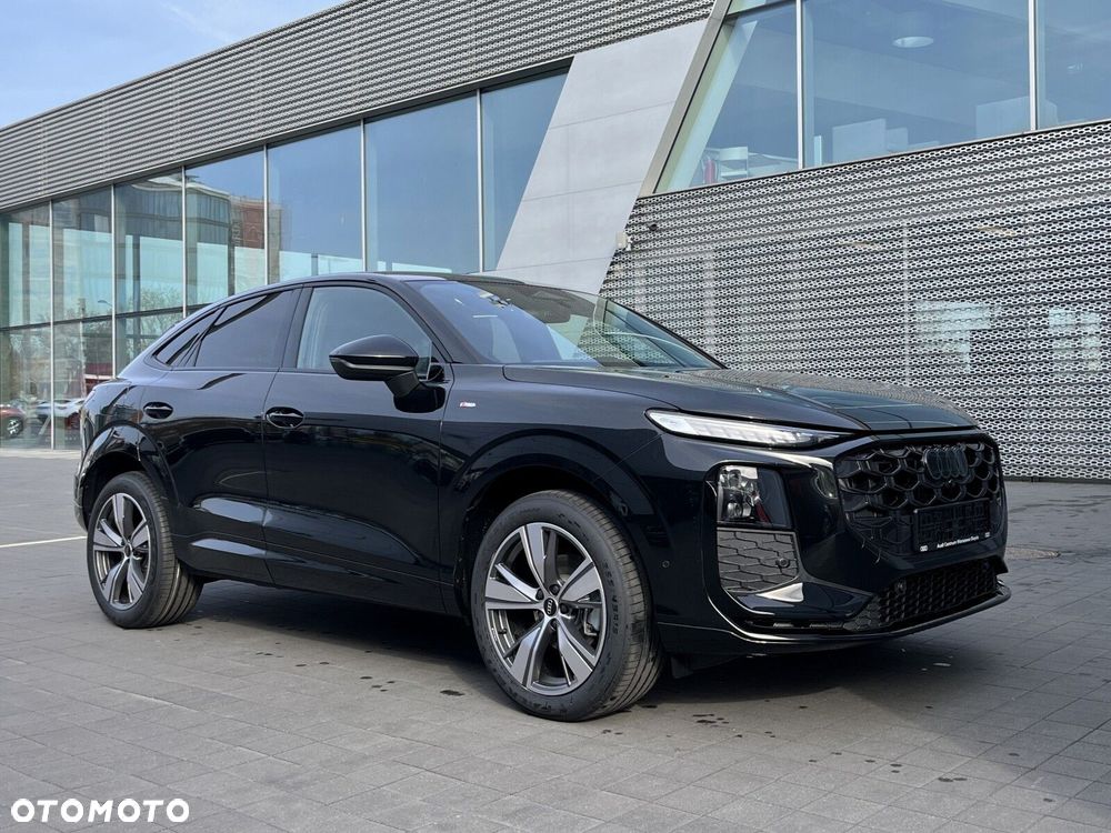Audi Q3 Sportback - 8