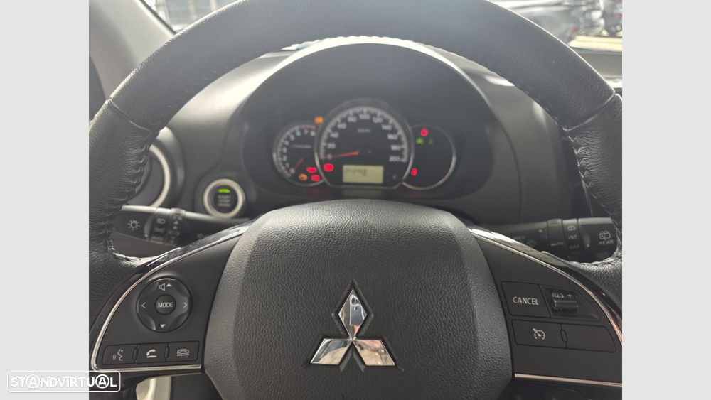 Mitsubishi Space Star 1.2 Connect Edition - 10