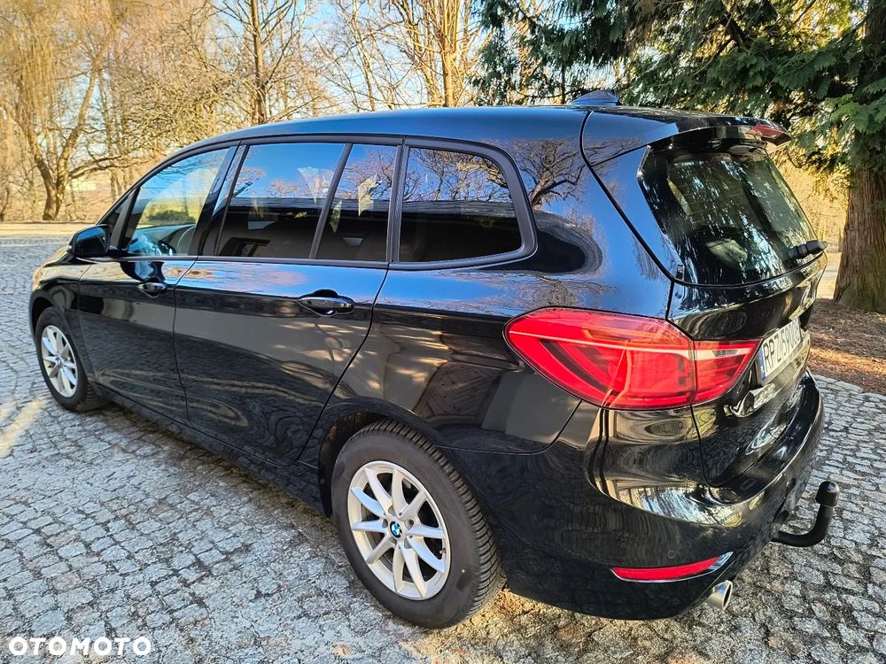 BMW Seria 2 218d - 1