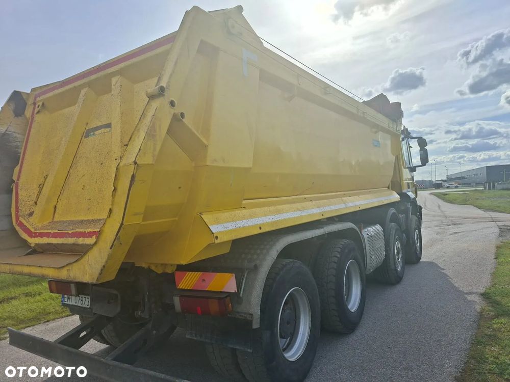 Iveco AD410T - 8