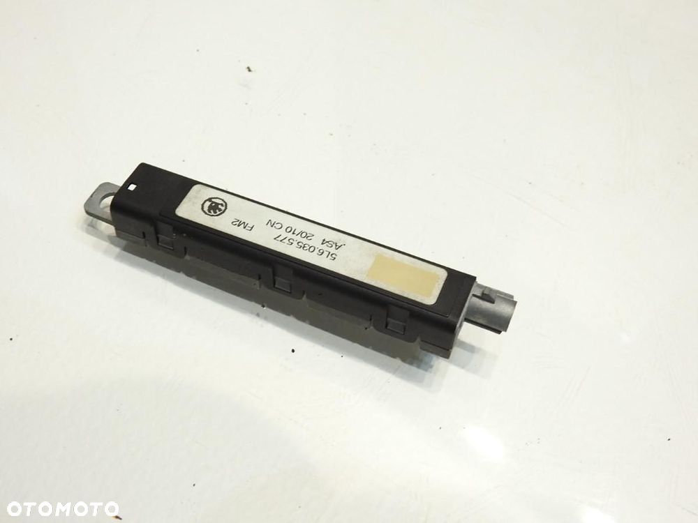 WZMACNIACZ ANTENY SKODA OCTAVIA II LIFT 5L6035577 - 7