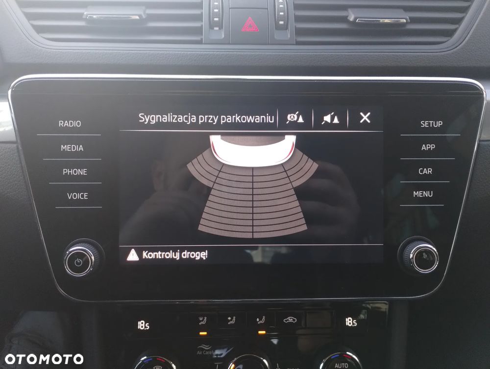 Skoda Superb 1.5 TSI ACT Active DSG - 23