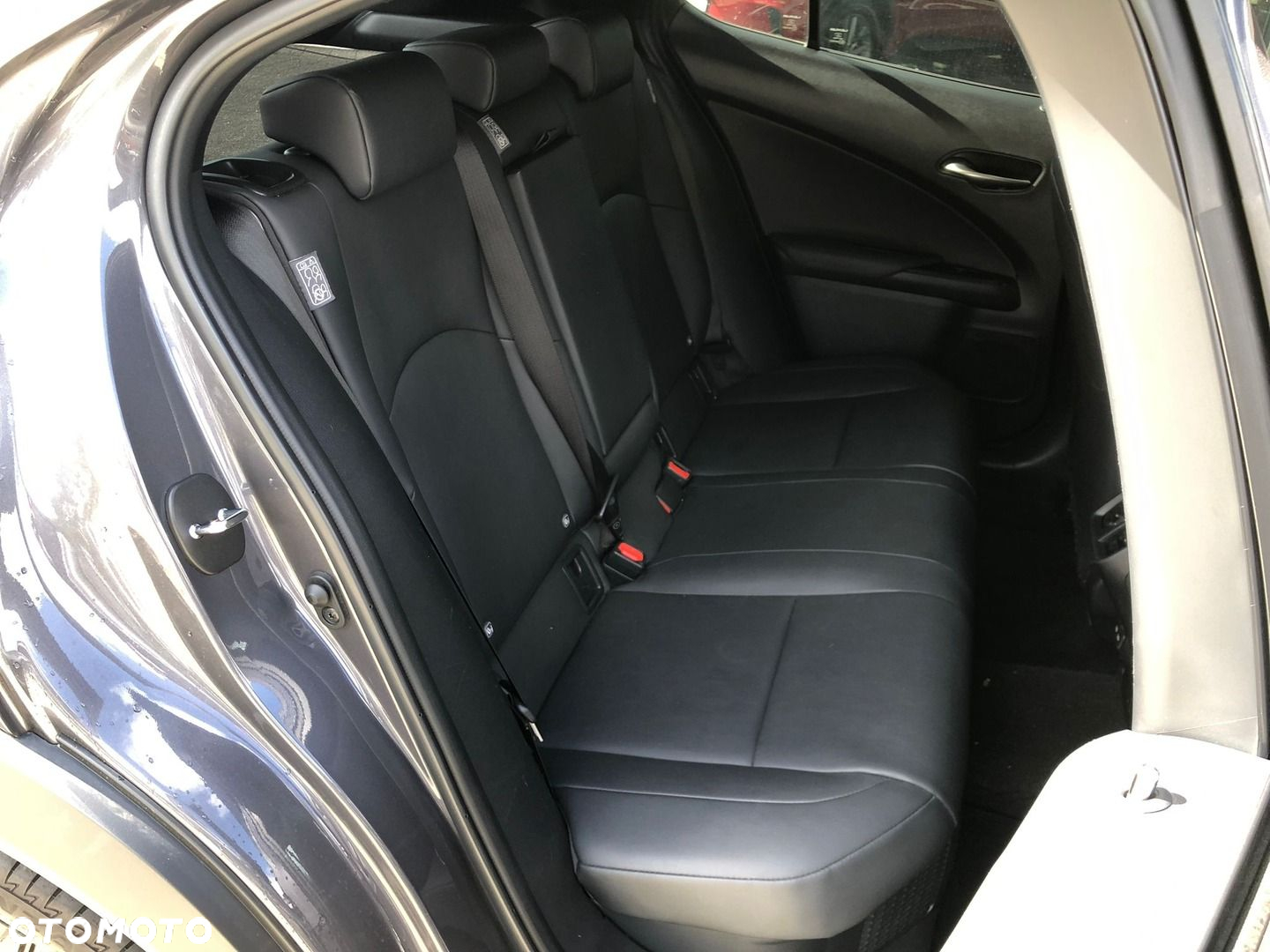 Lexus UX 250h GPF F Impression 2WD - 7