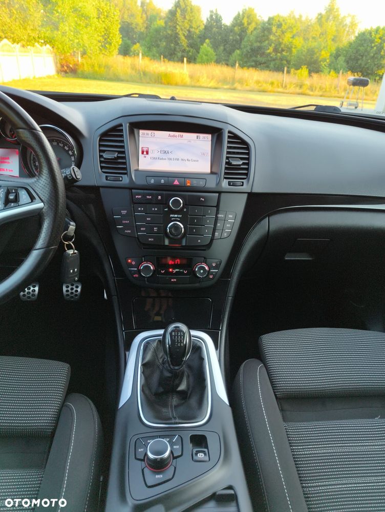 Opel Insignia 1.6 Turbo Sport - 19