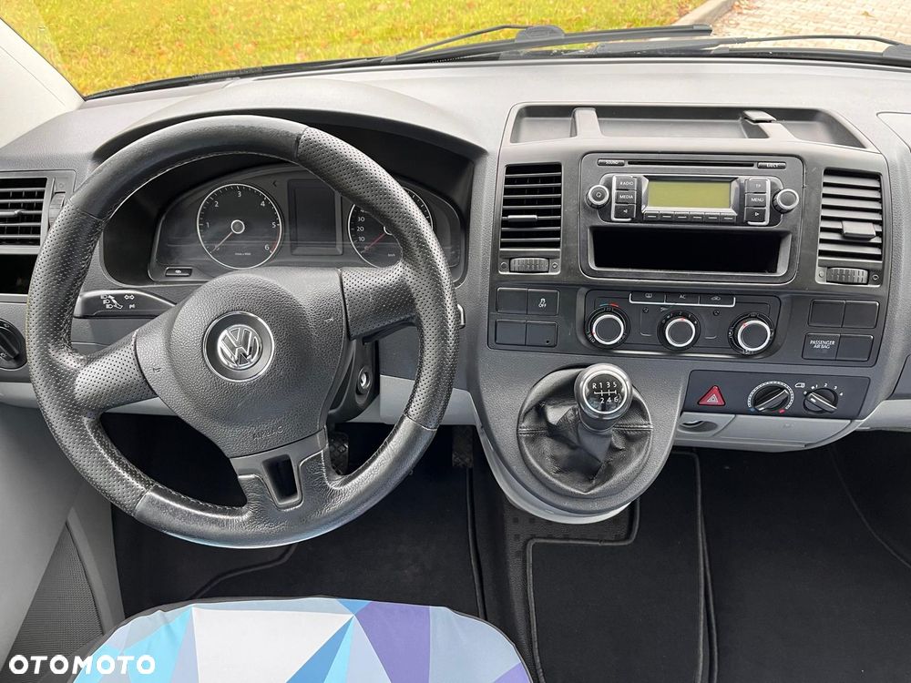 Volkswagen Transporter 2010 photo 5