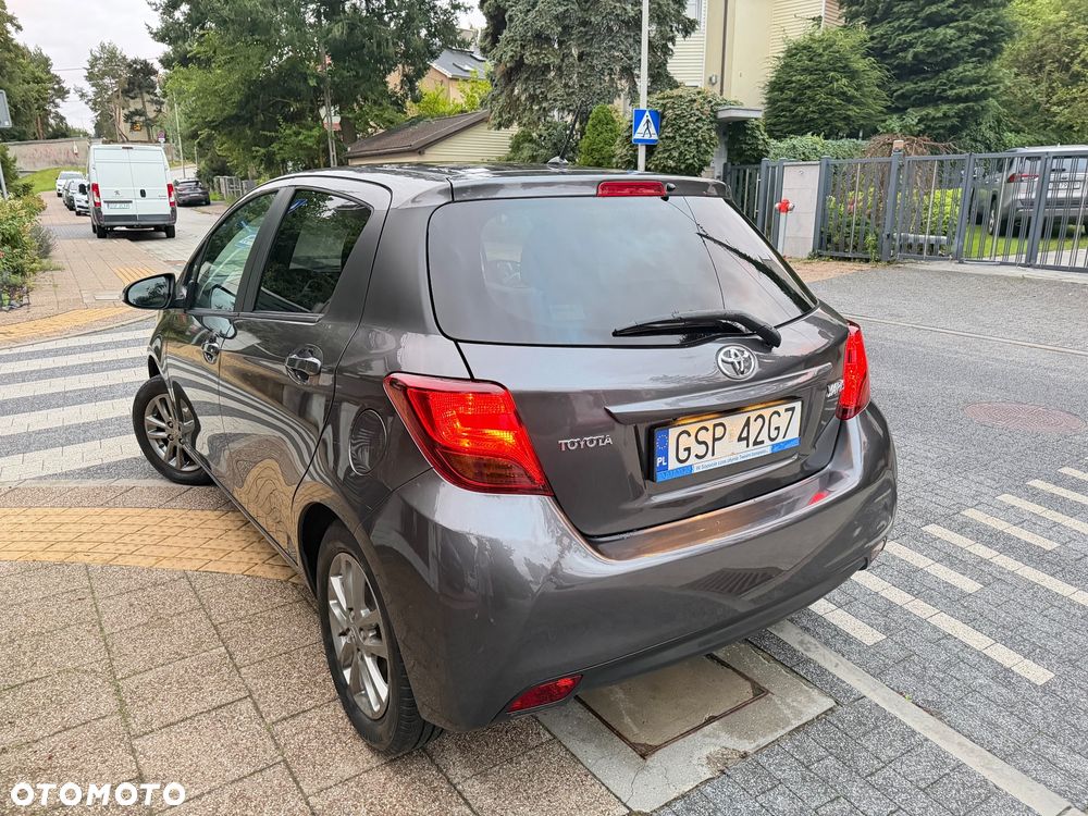 Toyota Yaris - 13