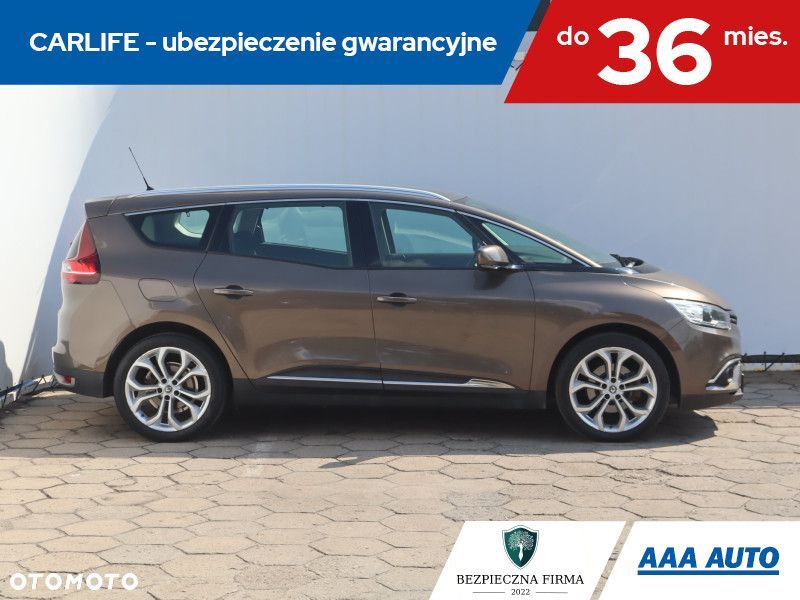 Renault Grand Scenic - 8
