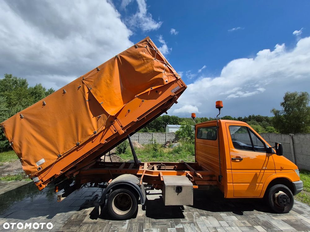 Mercedes-Benz Sprinter - 10