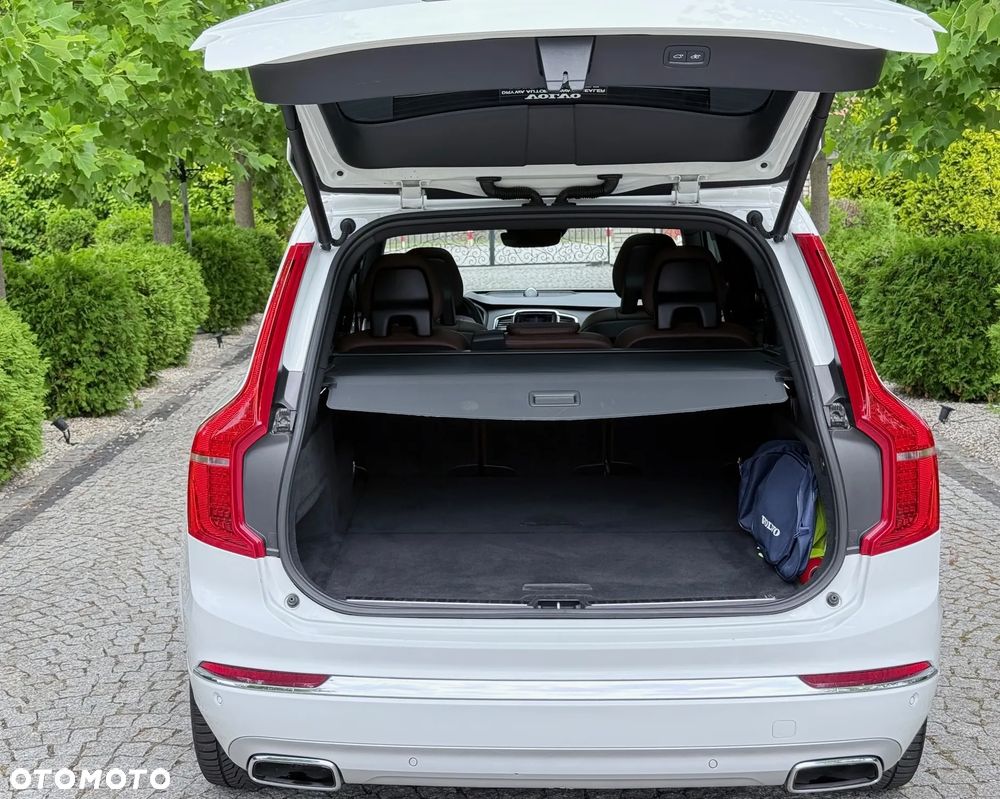 Volvo XC 90 - 11