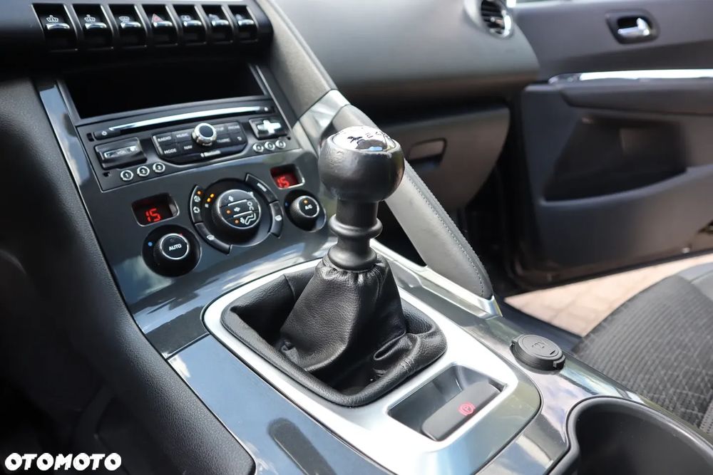 Peugeot 3008 1.2 PureTech Allure - 23