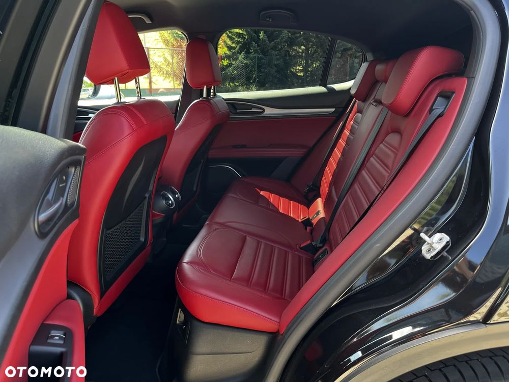 Alfa Romeo Stelvio 2.0 Turbo Executive Q4 - 13