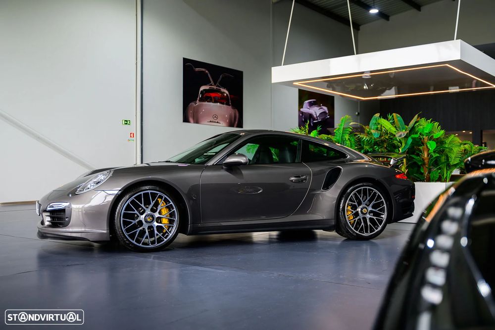 Porsche 911 (991) Turbo S PDK - 6