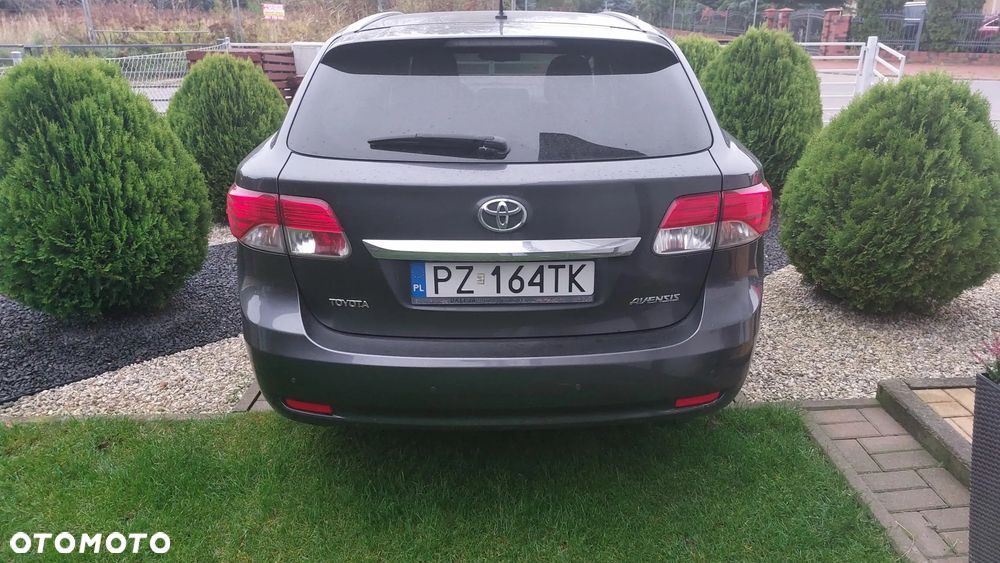 Toyota Avensis 2.0 D-4D Premium - 6
