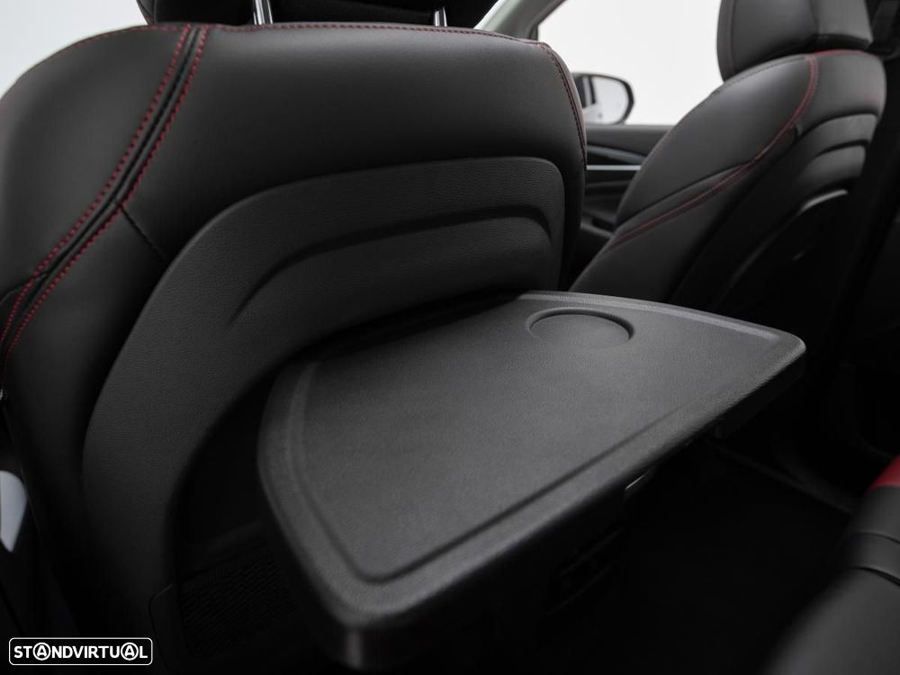 Maxus Euniq 5 Standard - 28
