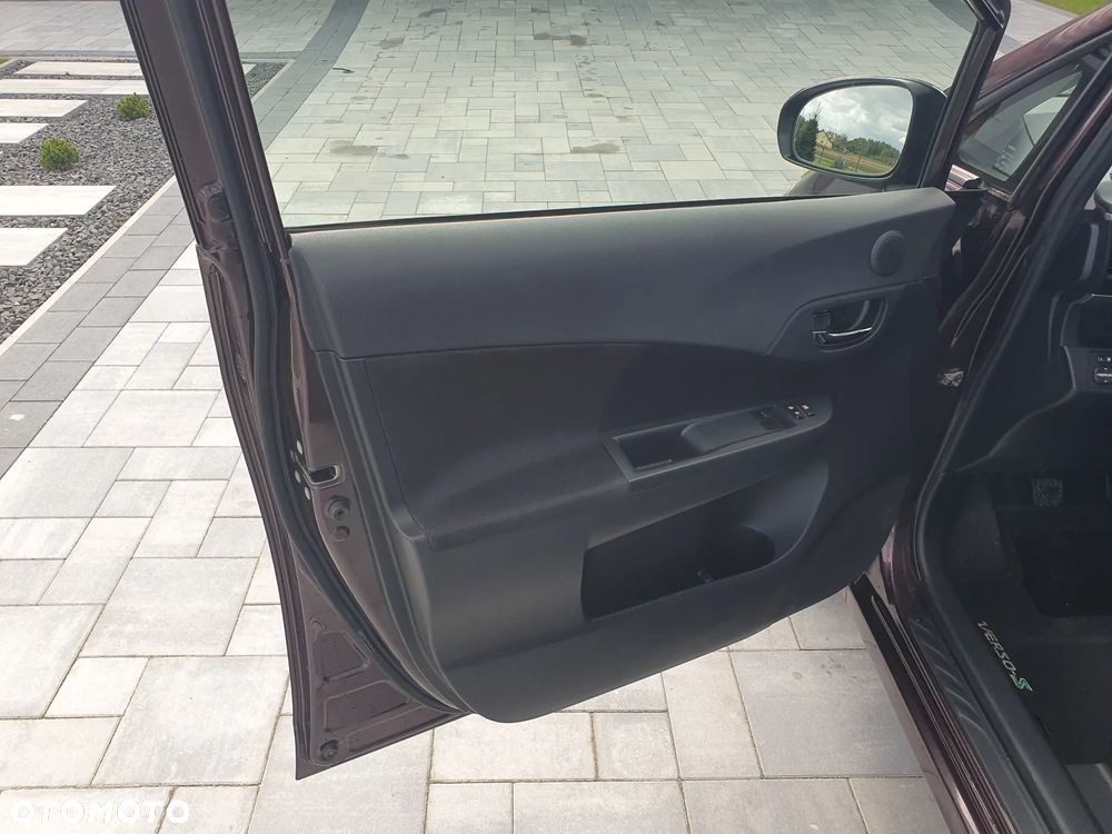 Toyota Verso S 1.33 VVT-i Life - 15