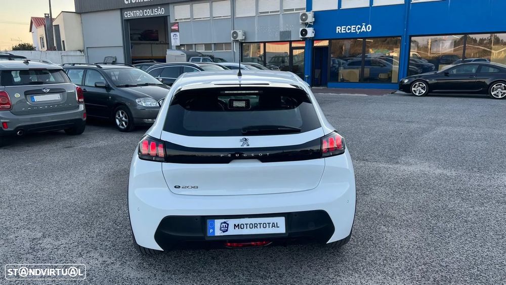 Peugeot e-208 - 7