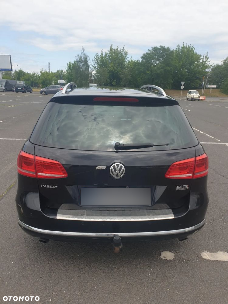 Volkswagen Passat Variant 2.0 TDI 4Motion DSG BlueMotion Tech R-Line - 5