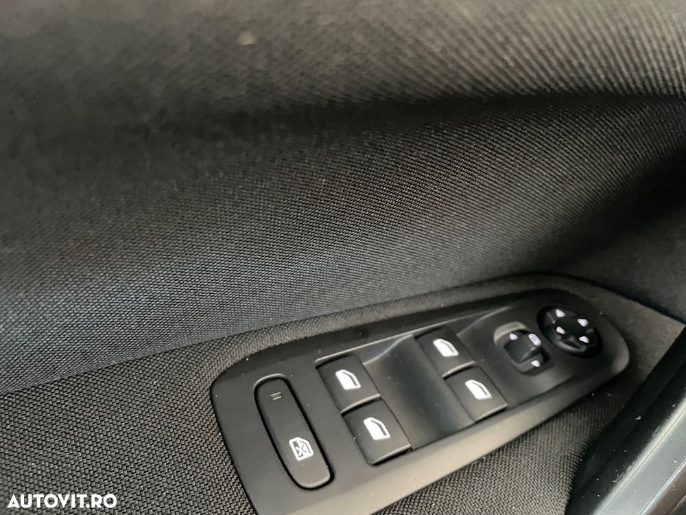 Peugeot 308 1.2 VTi Active - 15