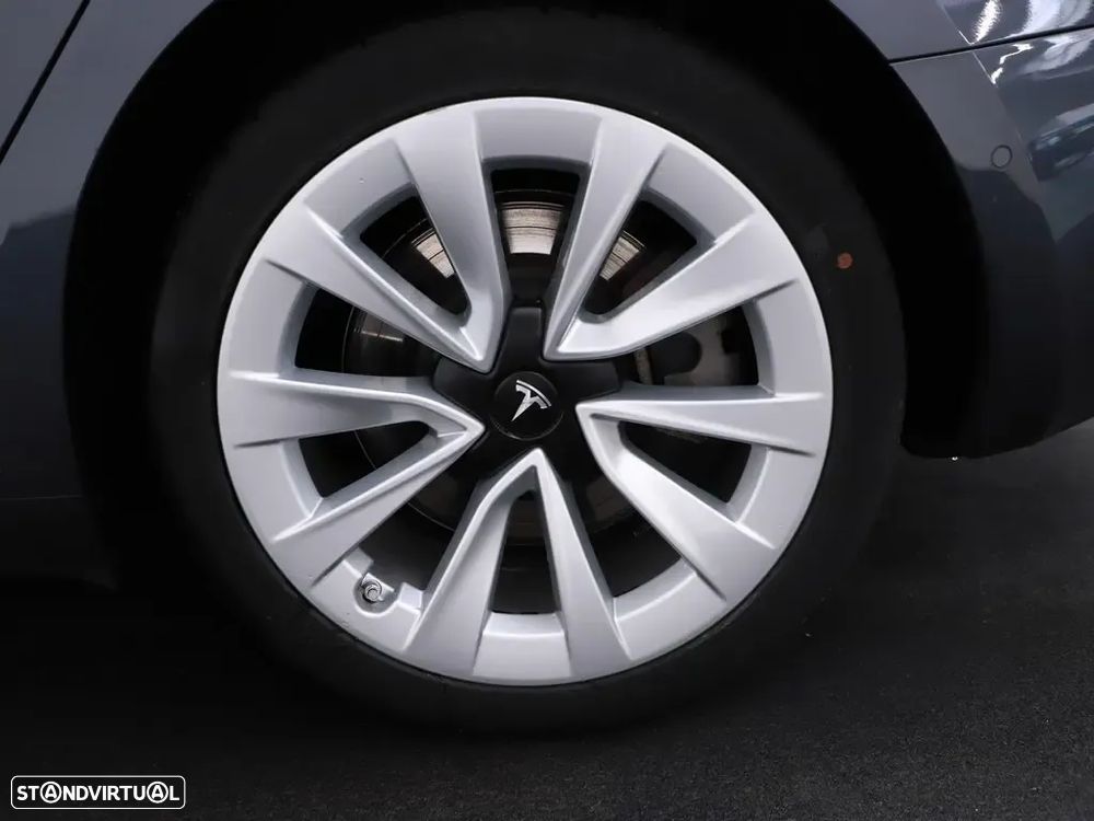 Tesla Model 3 Long Range AWD Dual Motor - 17