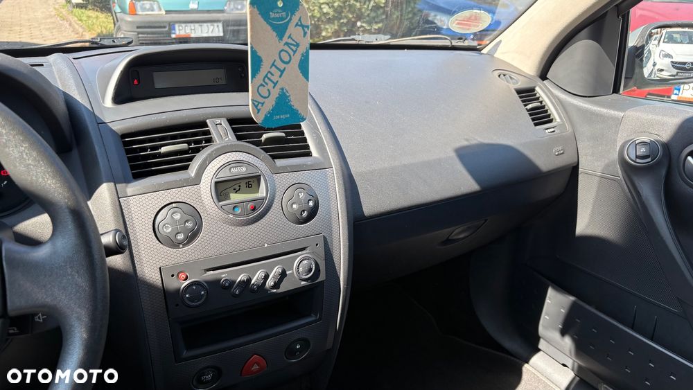 Renault Megane 1.6 16V Air - 26