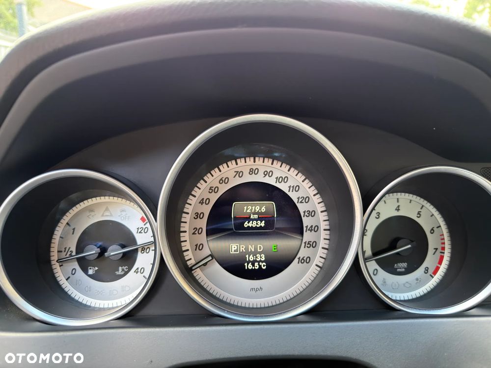 Mercedes-Benz Klasa C 250 7G-TRONIC Edition - 6