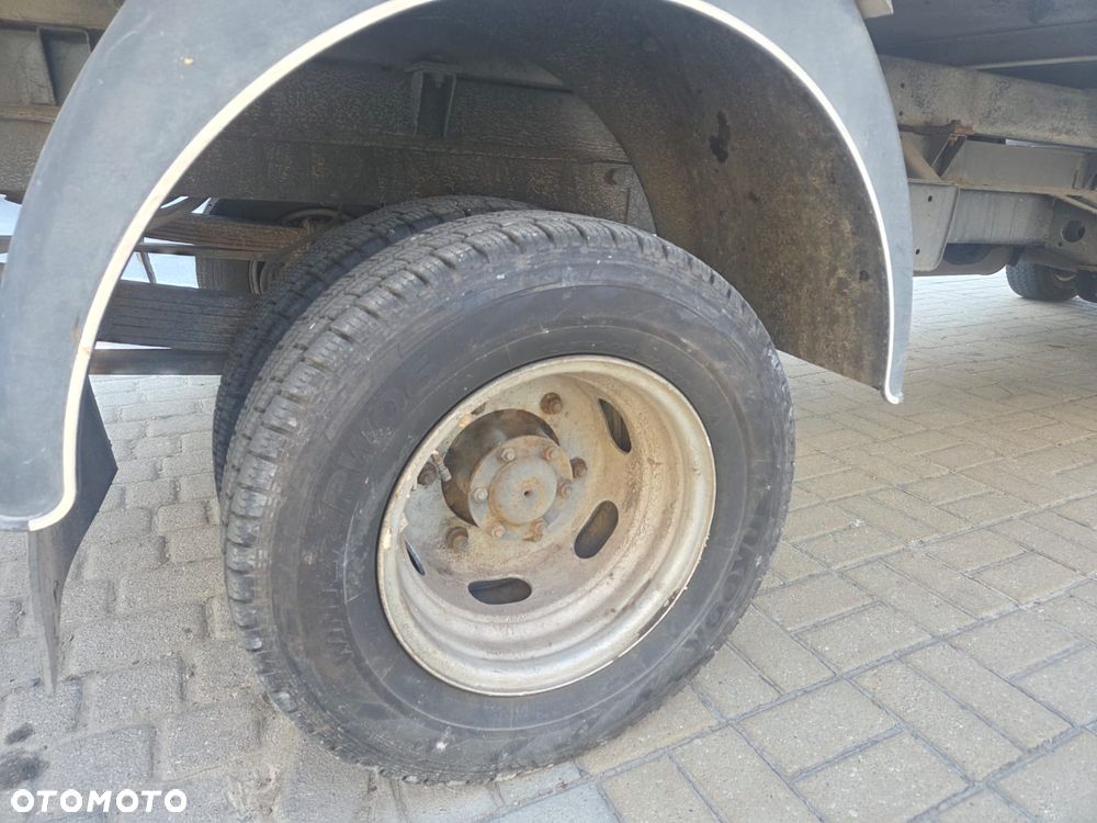 Mercedes-Benz 408D - 9