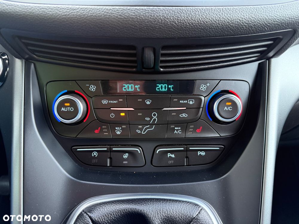 Ford Kuga 1.5 EcoBoost 2x4 Titanium - 23