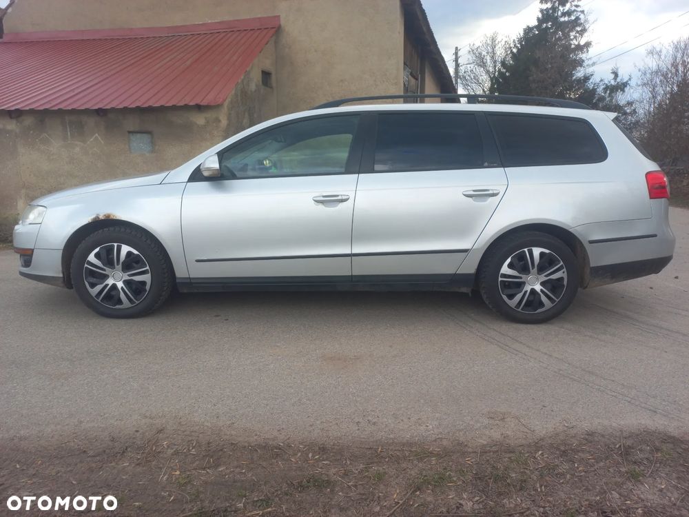 Volkswagen Passat - 8