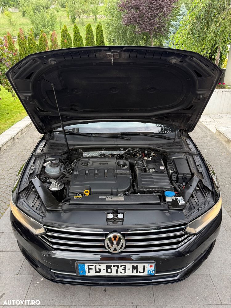 Volkswagen Passat 2.0 TDI DSG Highline - 12