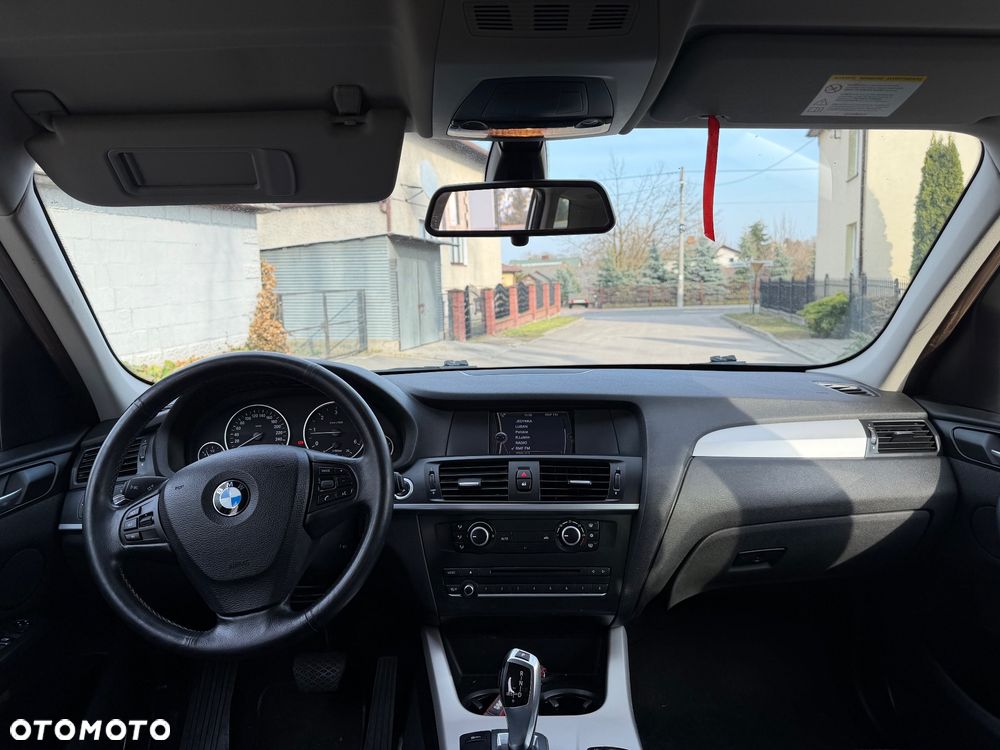 BMW X3 xDrive20d - 8
