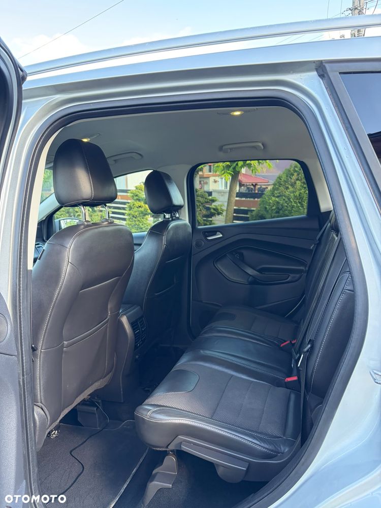 Ford Kuga 2.0 TDCi FWD Titanium - 22
