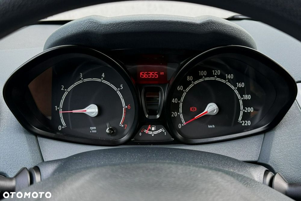 Ford Fiesta 1.25 Ambiente EU5 - 23