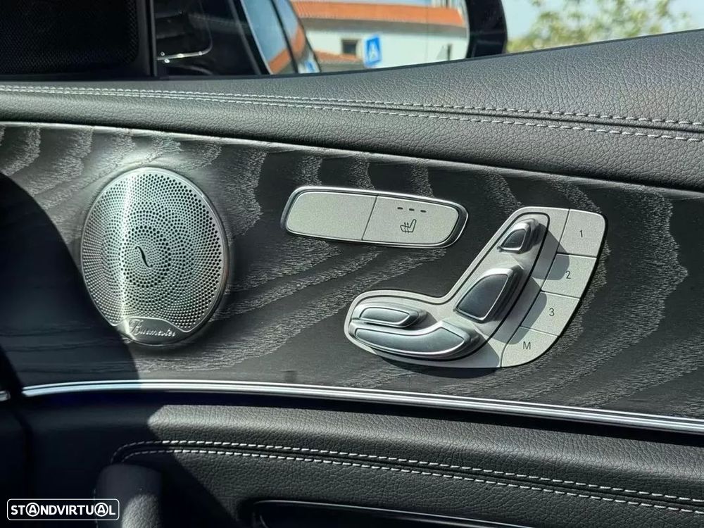 Mercedes-Benz E 300 de AMG Line - 25