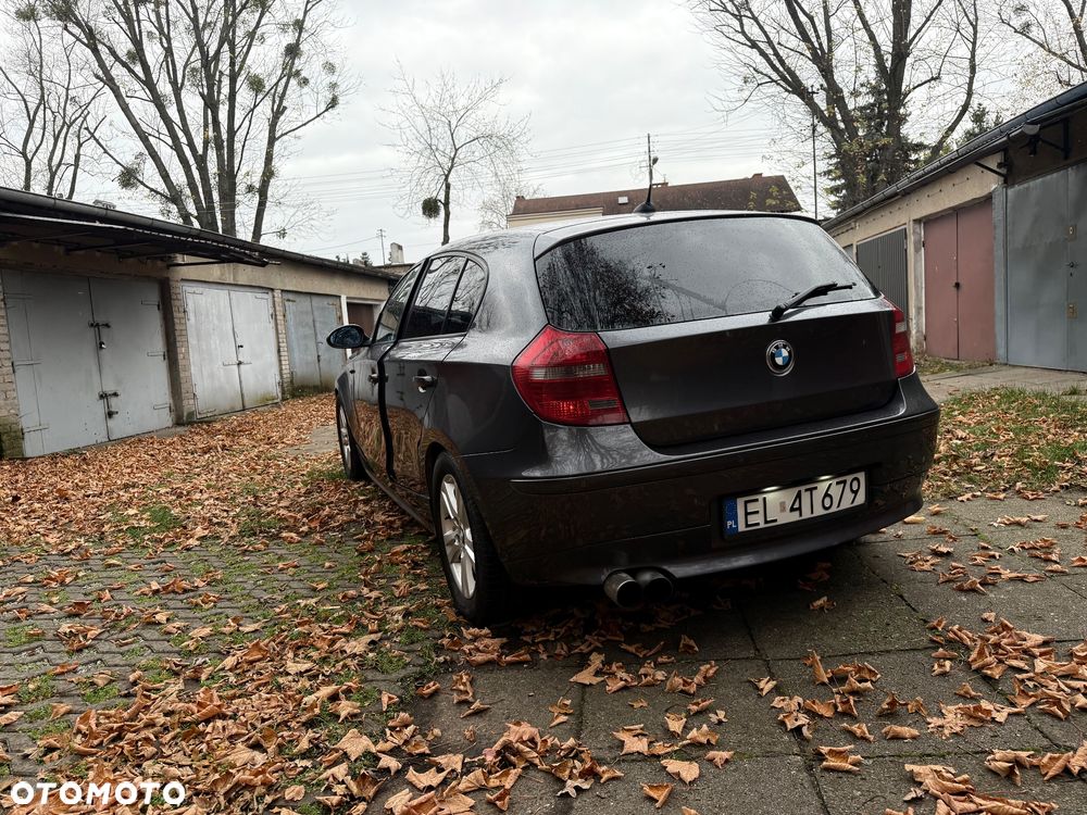 BMW Seria 1 120d - 5