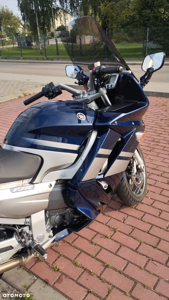 Yamaha FJR - 8