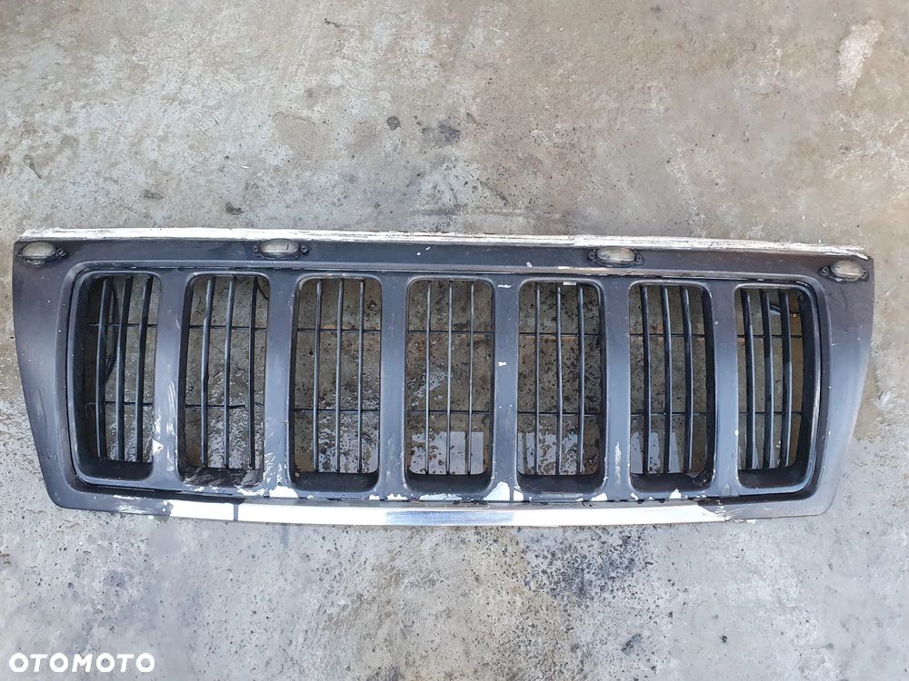 JEEP GRAND CHEROKEE WJ 99-04R ATRAPA ZDERZAKA GRILL - 1
