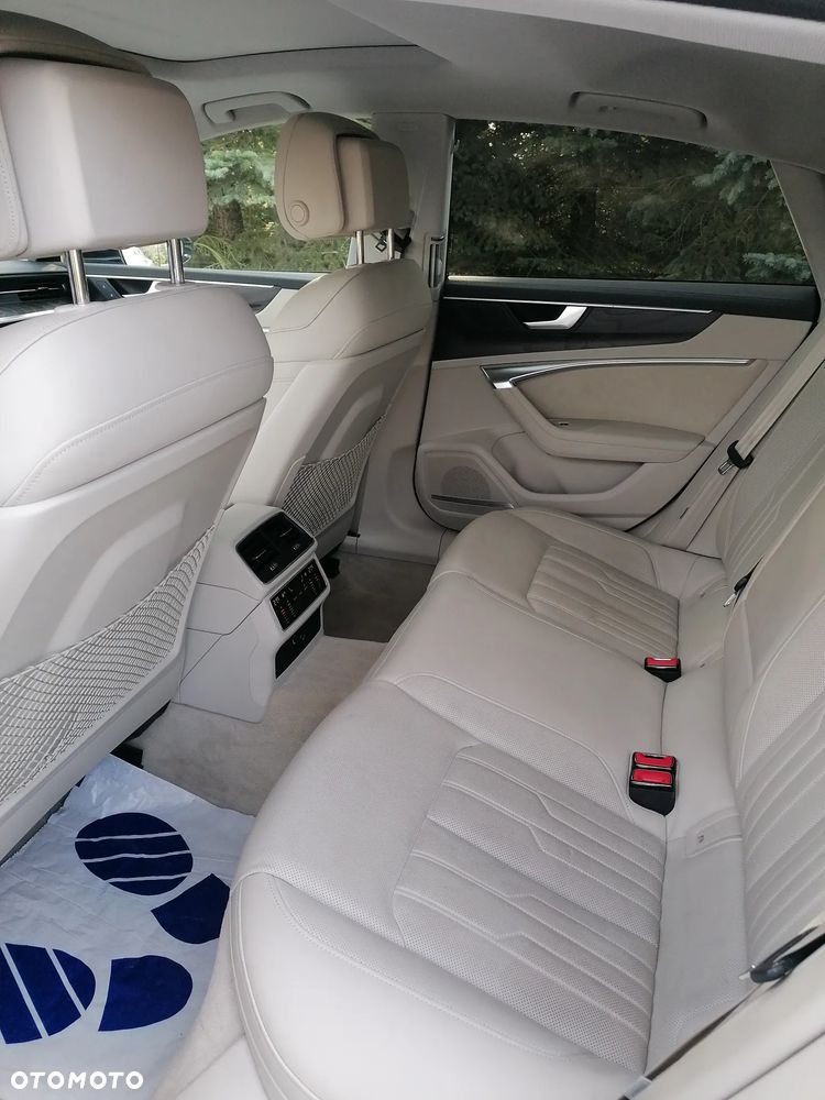 Audi A7 Sportback - 11
