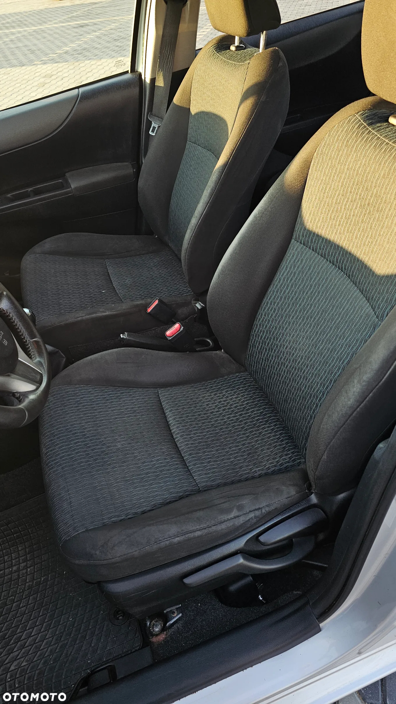 Toyota Yaris 1.33 Sol - 17