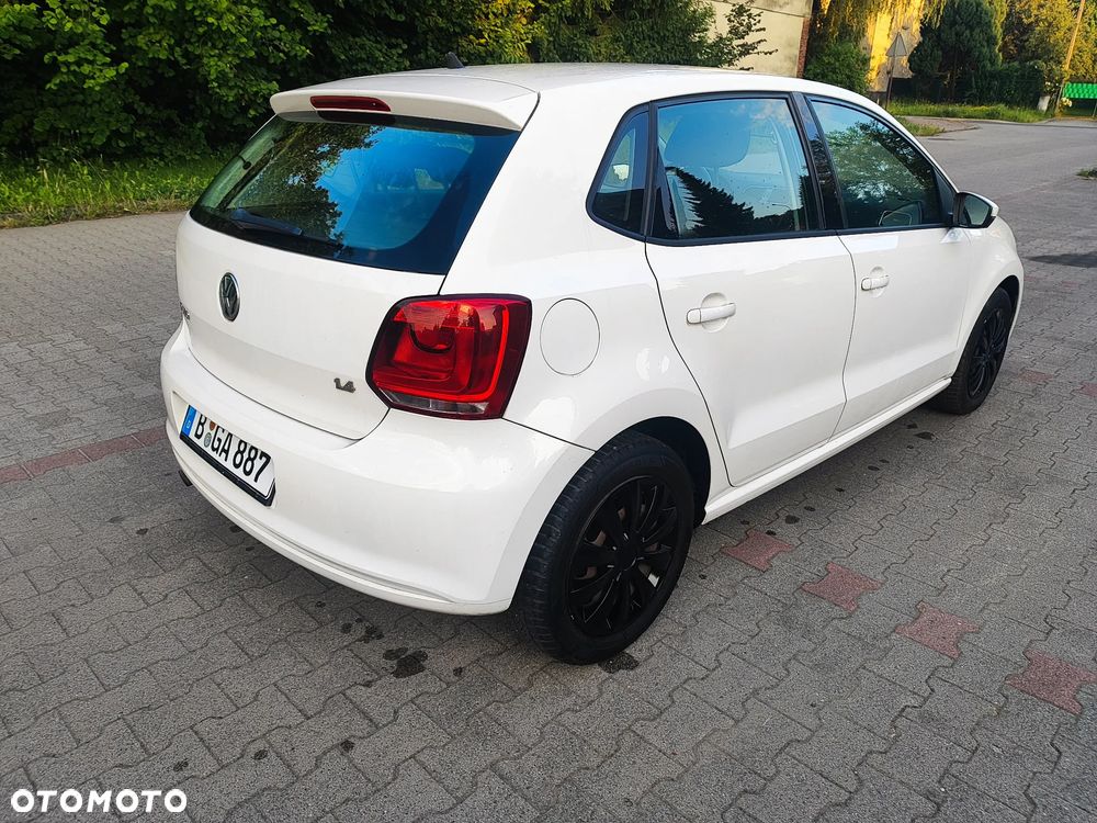 Volkswagen Polo 1.4 Comfortline - 10
