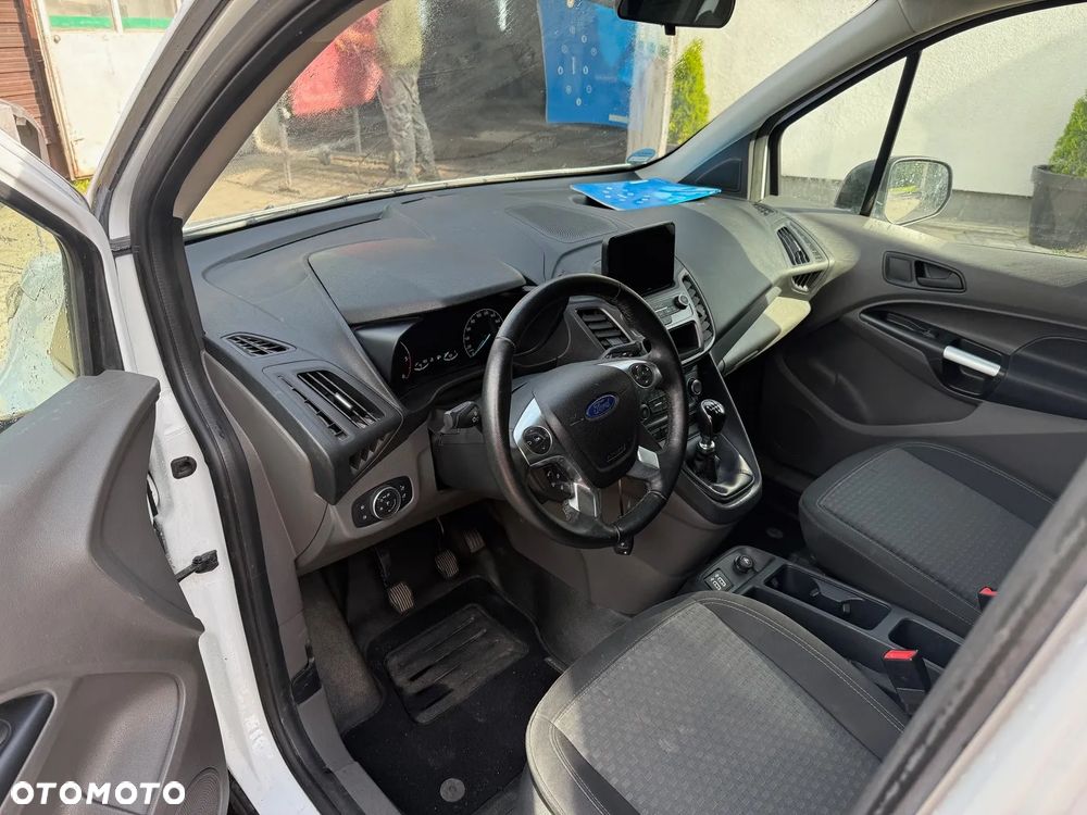 Ford Transit Connect - 7