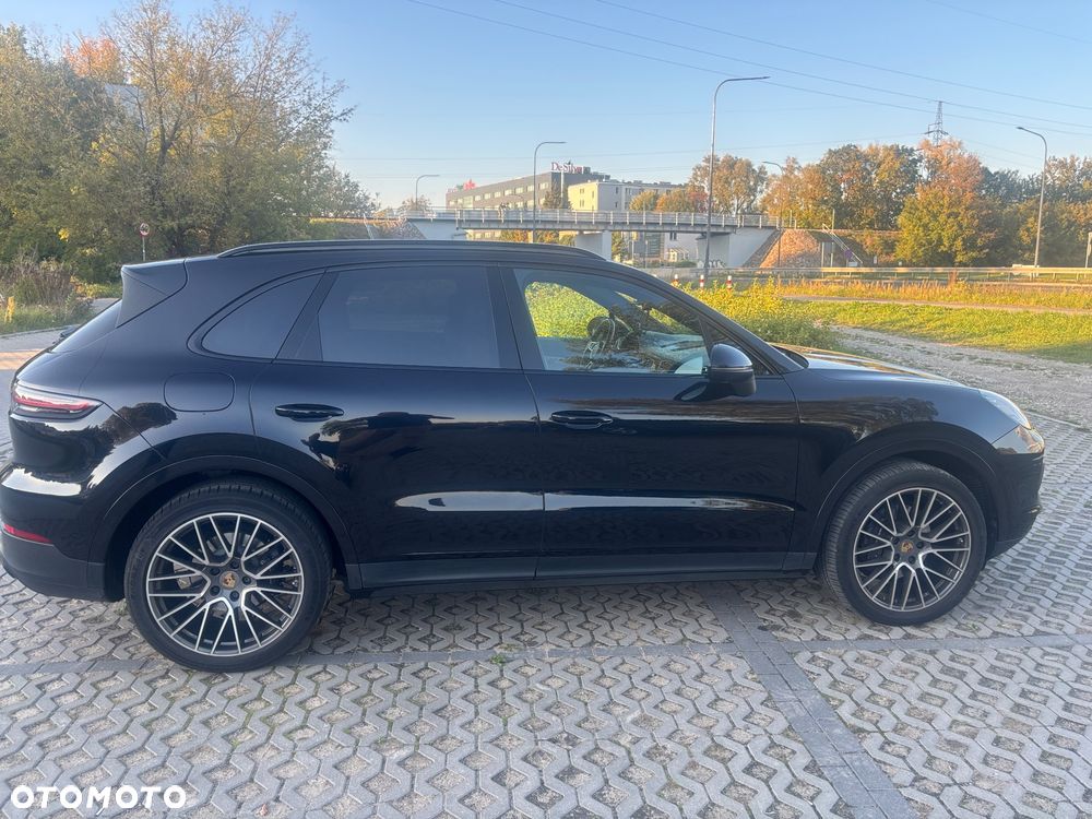 Porsche Cayenne Standard - 1