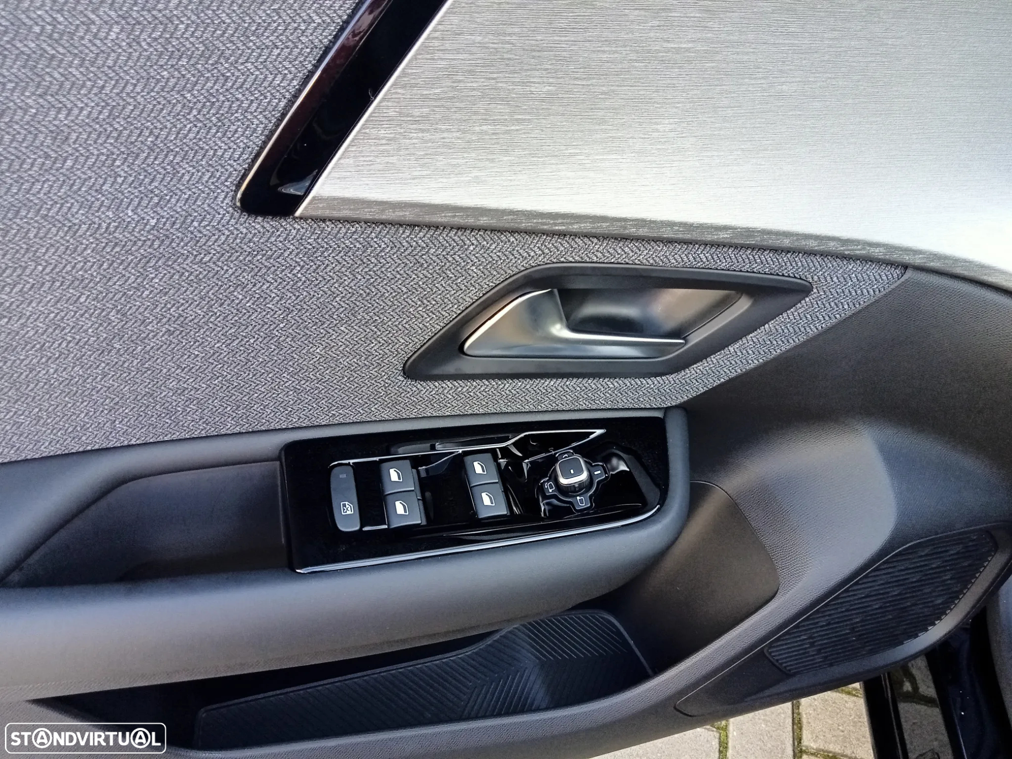 Citroën C5 X 1.2 PureTech Feel Pack EAT8 - 21