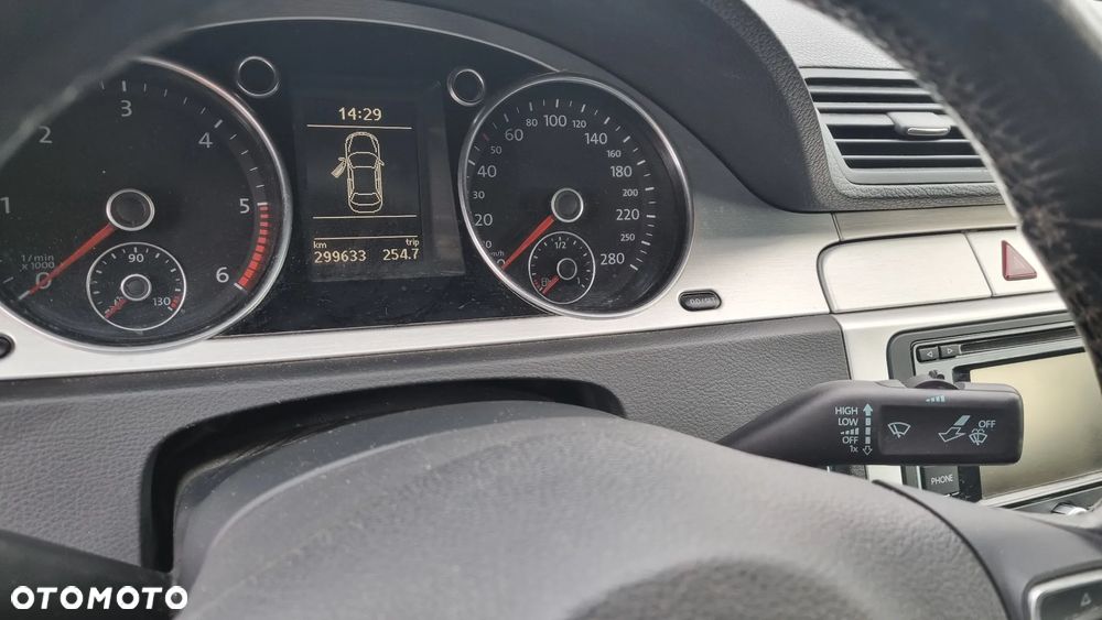 Volkswagen Passat CC 2.0 TDI BlueMotion Technology - 37