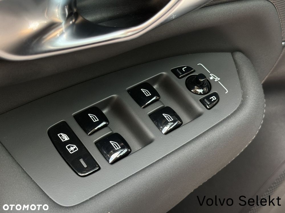 Volvo XC 90 - 29