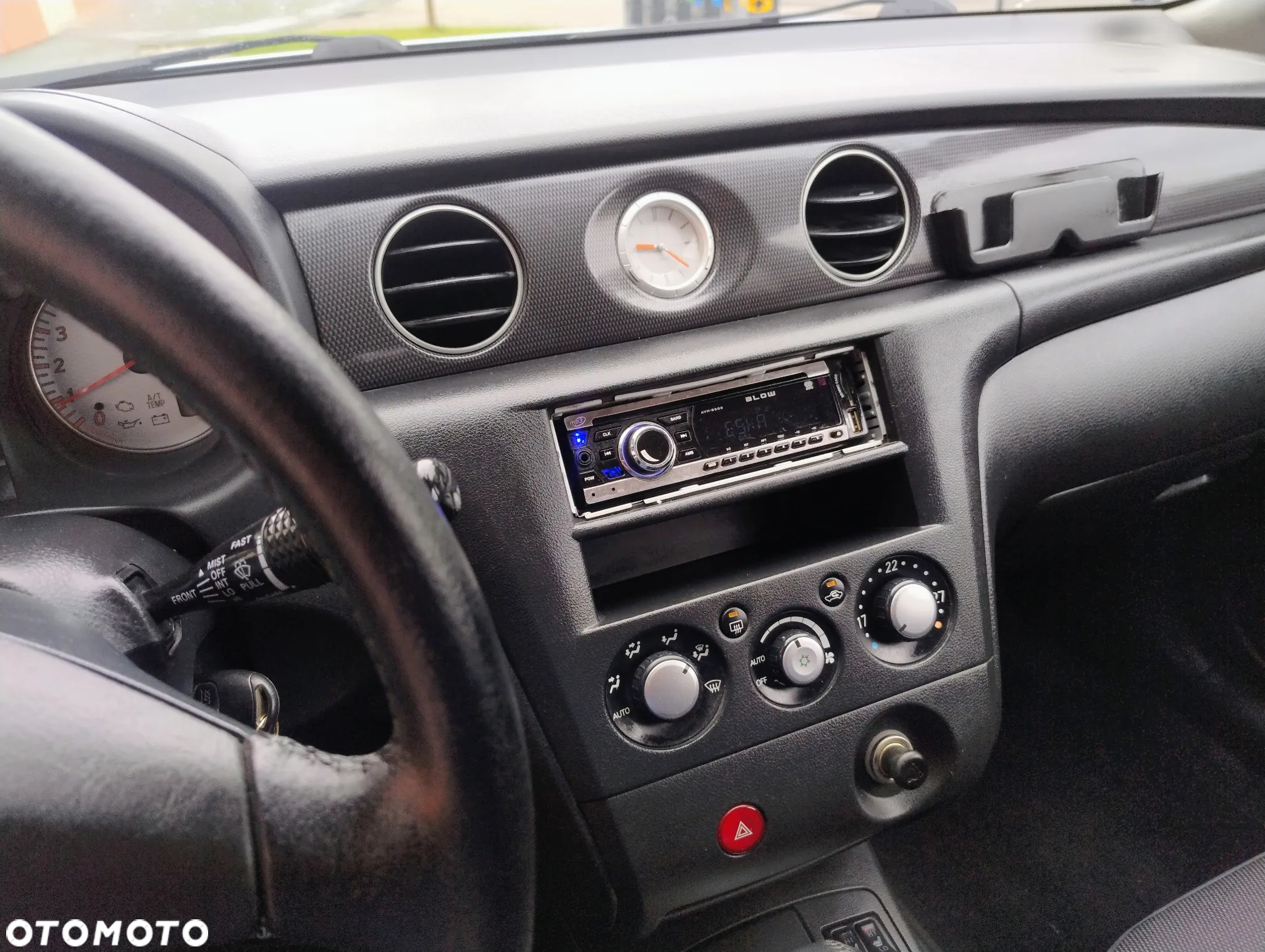 Mitsubishi Outlander 2.4 Automatik Dakar - 13