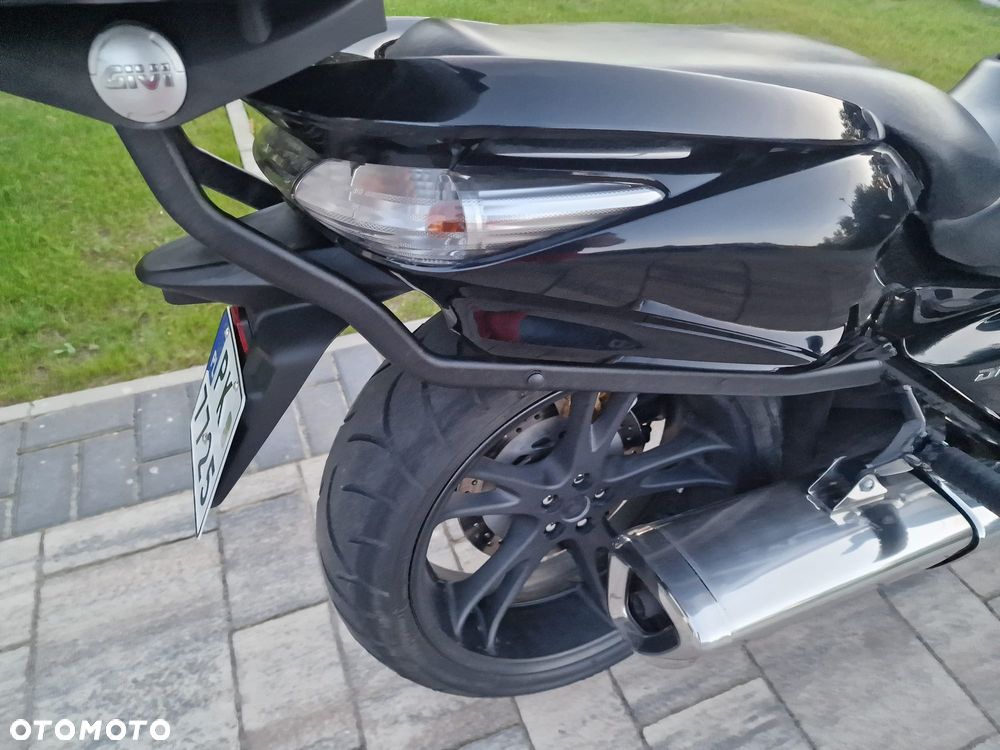 Honda DN-01 - 10