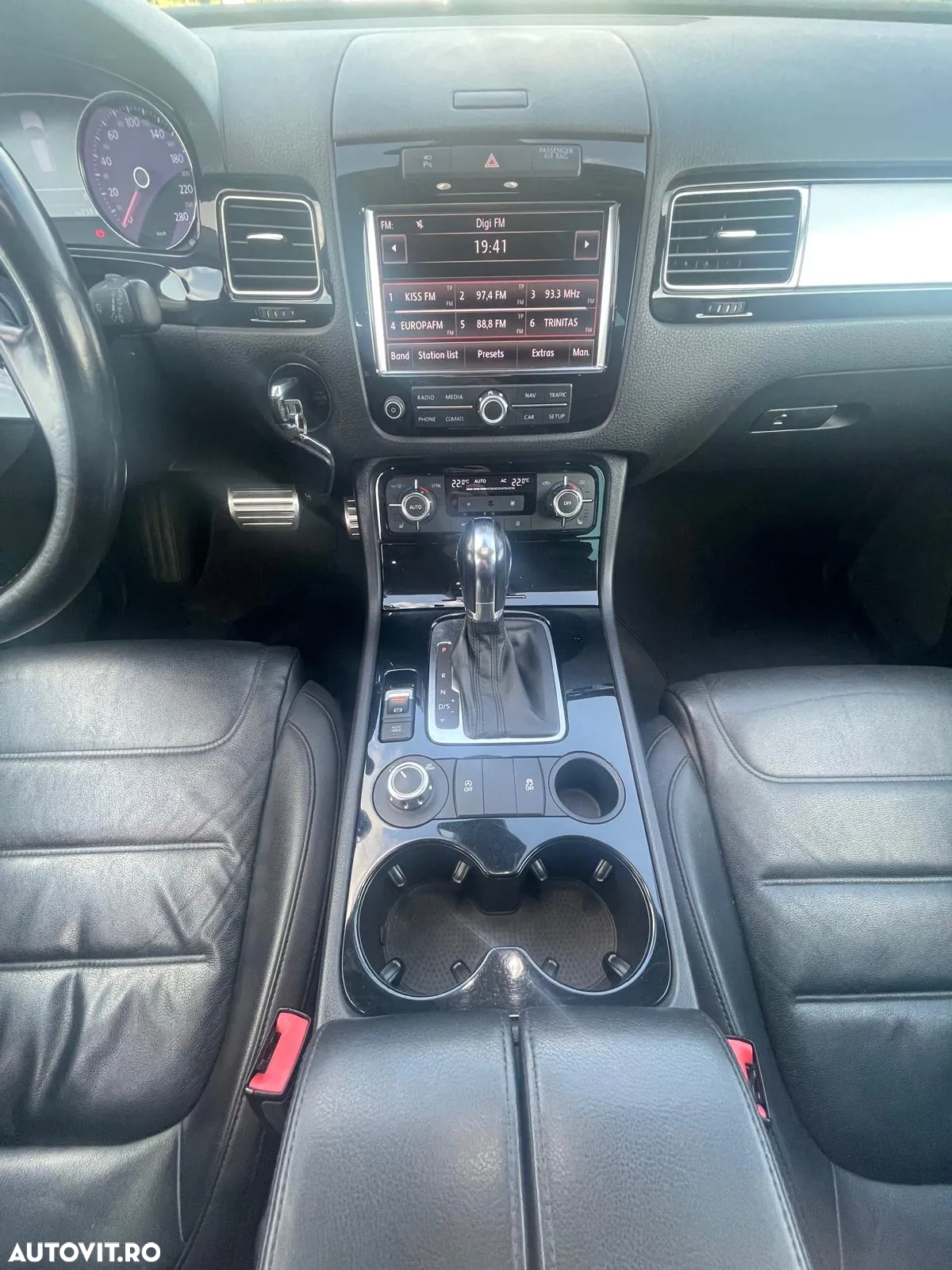 Volkswagen Touareg - 10