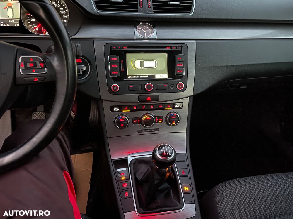 Volkswagen Passat - 8