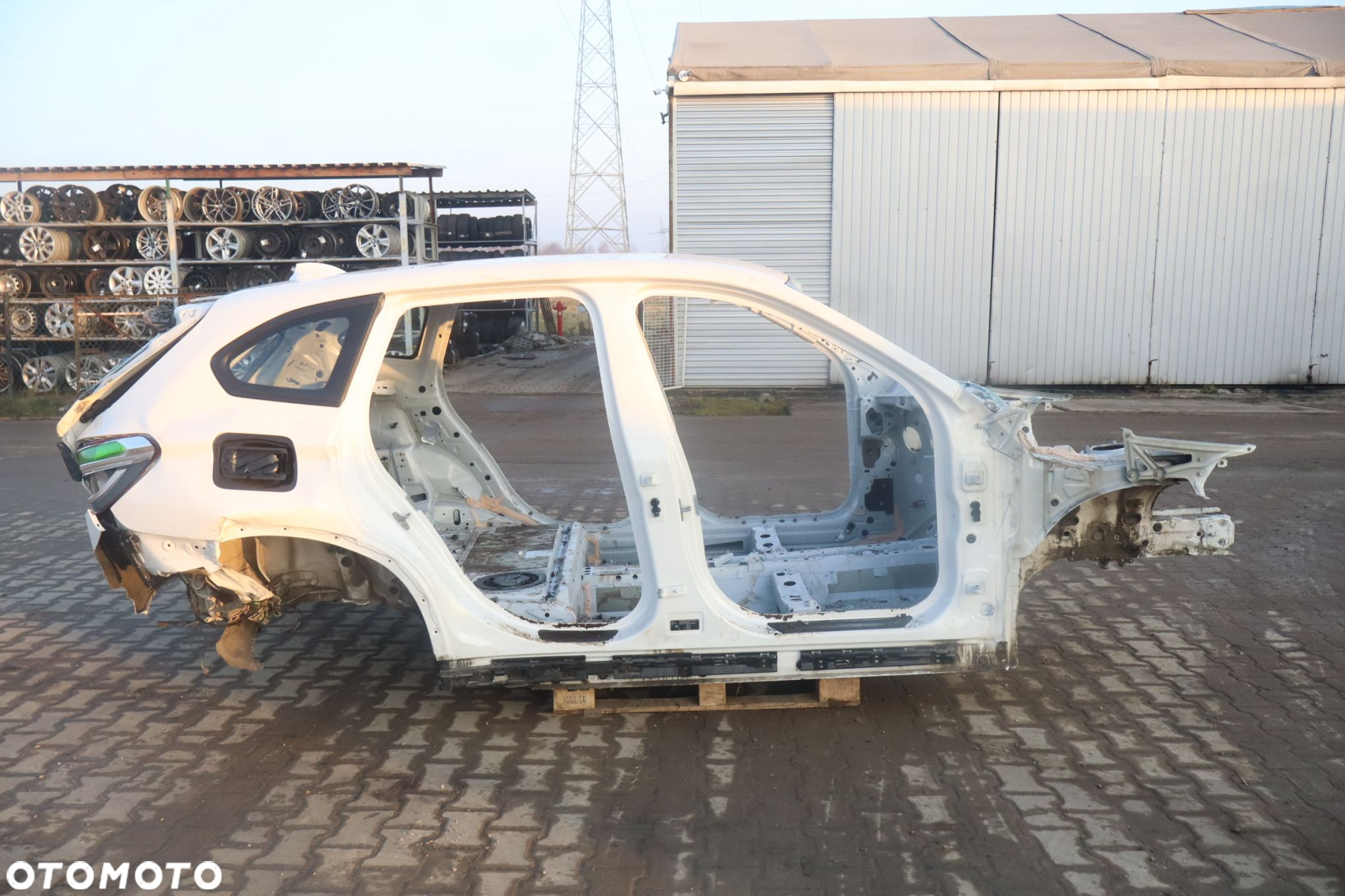 ĆWIARTKA LEWY PRZÓD PODŁUŻNICA BMW X1 II F48 300 - 2
