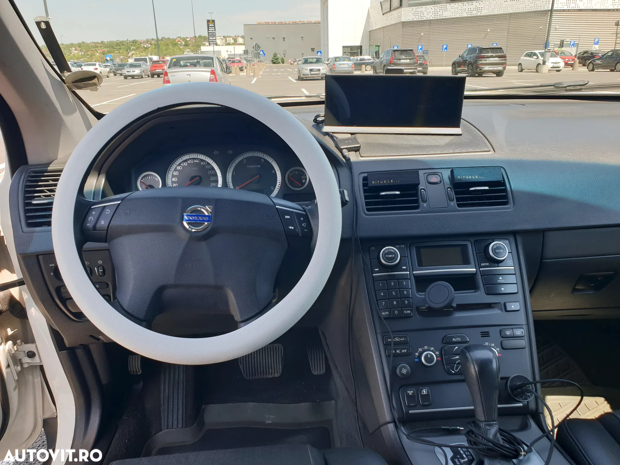 Volvo XC 90 D5AWD - 31